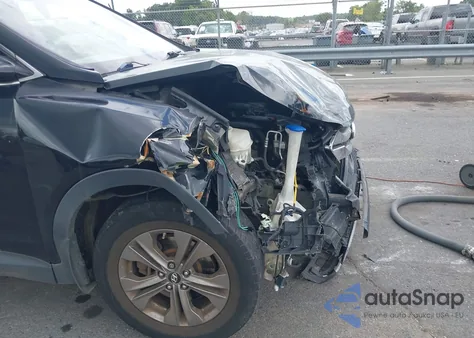 2013 Hyundai Santa Fe Sport z USA, uszkodzony, nr VIN 5XYZUDLB1DG065990